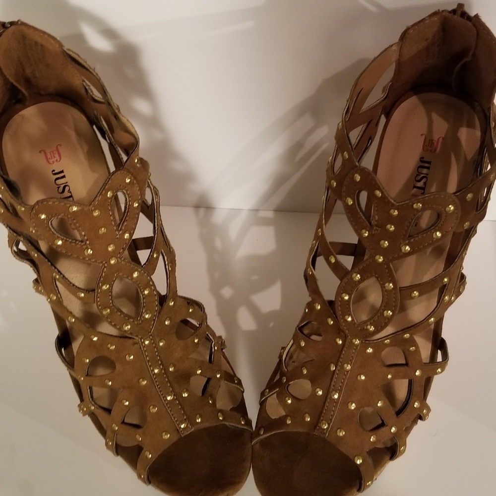 Wedge sandals